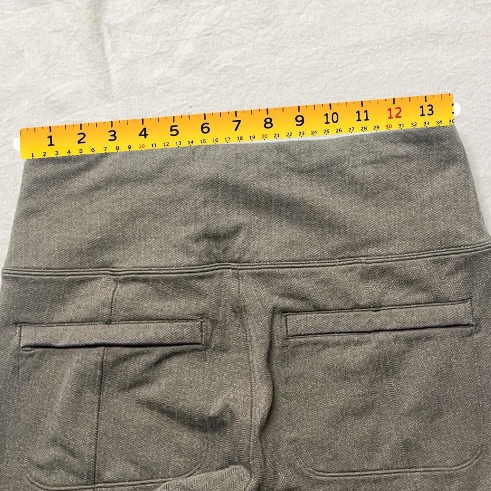 Athleta Gray Herringbone Leggings | Back Zip Pocket | Pull On Stretch Pants - Picture 12 of 13